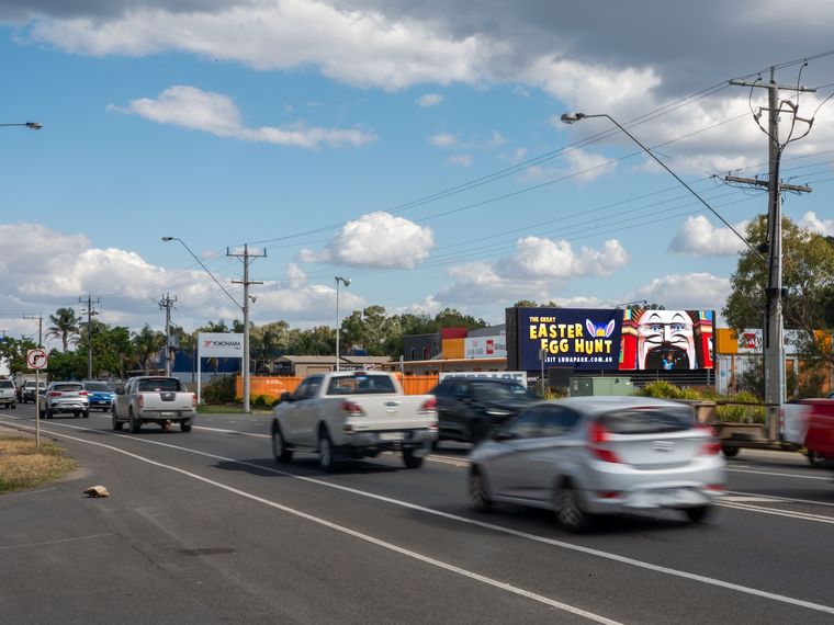 Gawk billboard at 87 Midland Highway Epsom